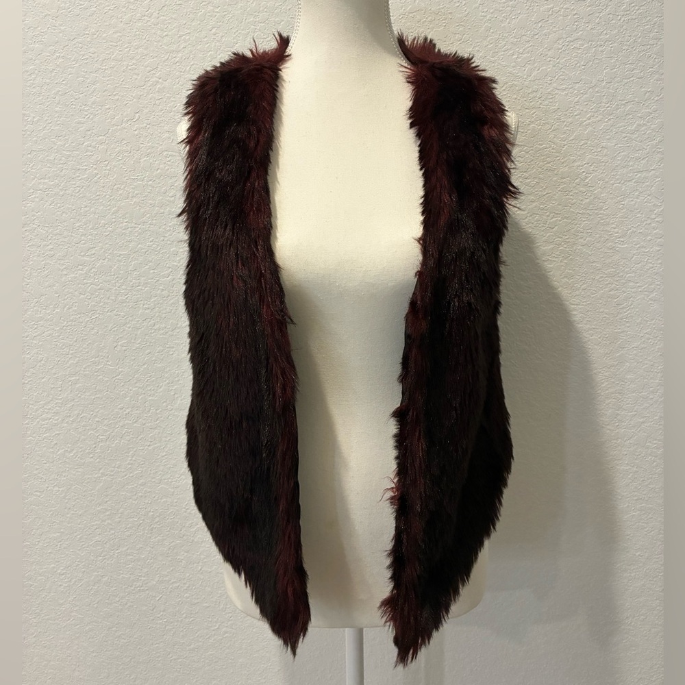 Me Jane | Faux Fur Vest